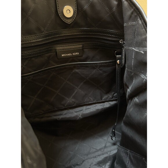 Michael Kors Eva Neoprene Large Tote Double Handle Travel Bag + Wallet Pouch - Picture 10 of 12